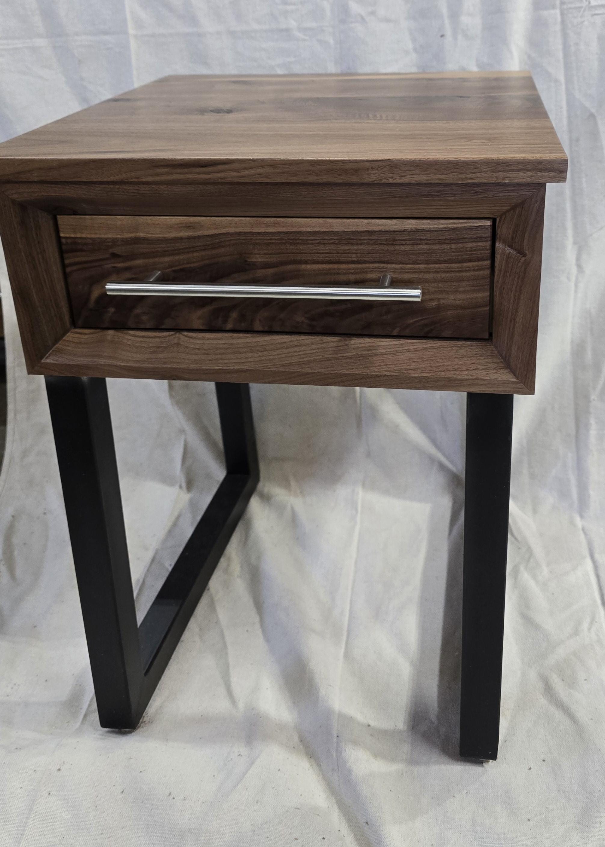 handmade 18 x 18 x 24t nightstands with white oak drawer front and top on steel legs